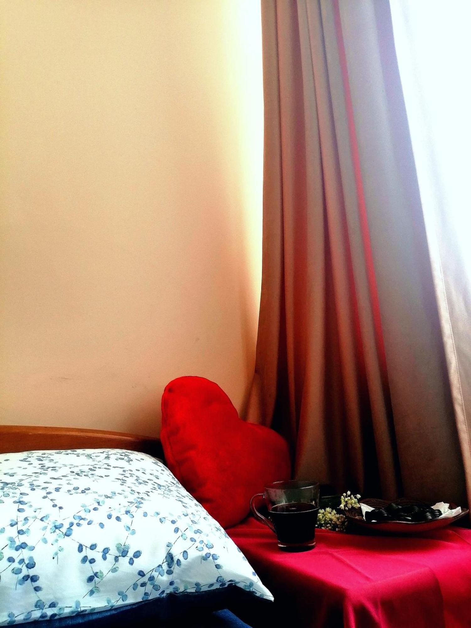 Apartament Flat On Sheptytskykh Lwów Zewnętrze zdjęcie