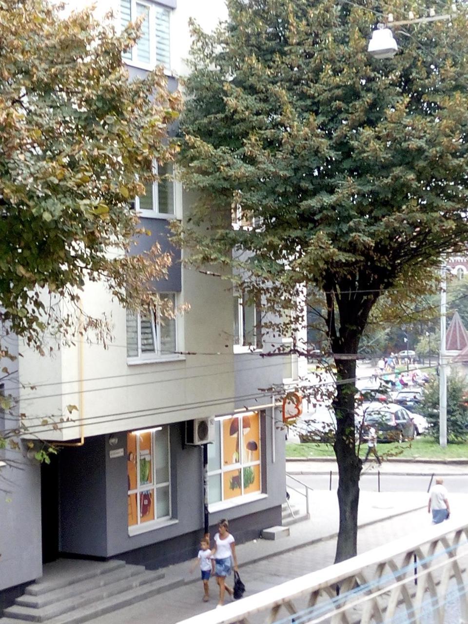 Apartament Flat On Sheptytskykh Lwów Zewnętrze zdjęcie