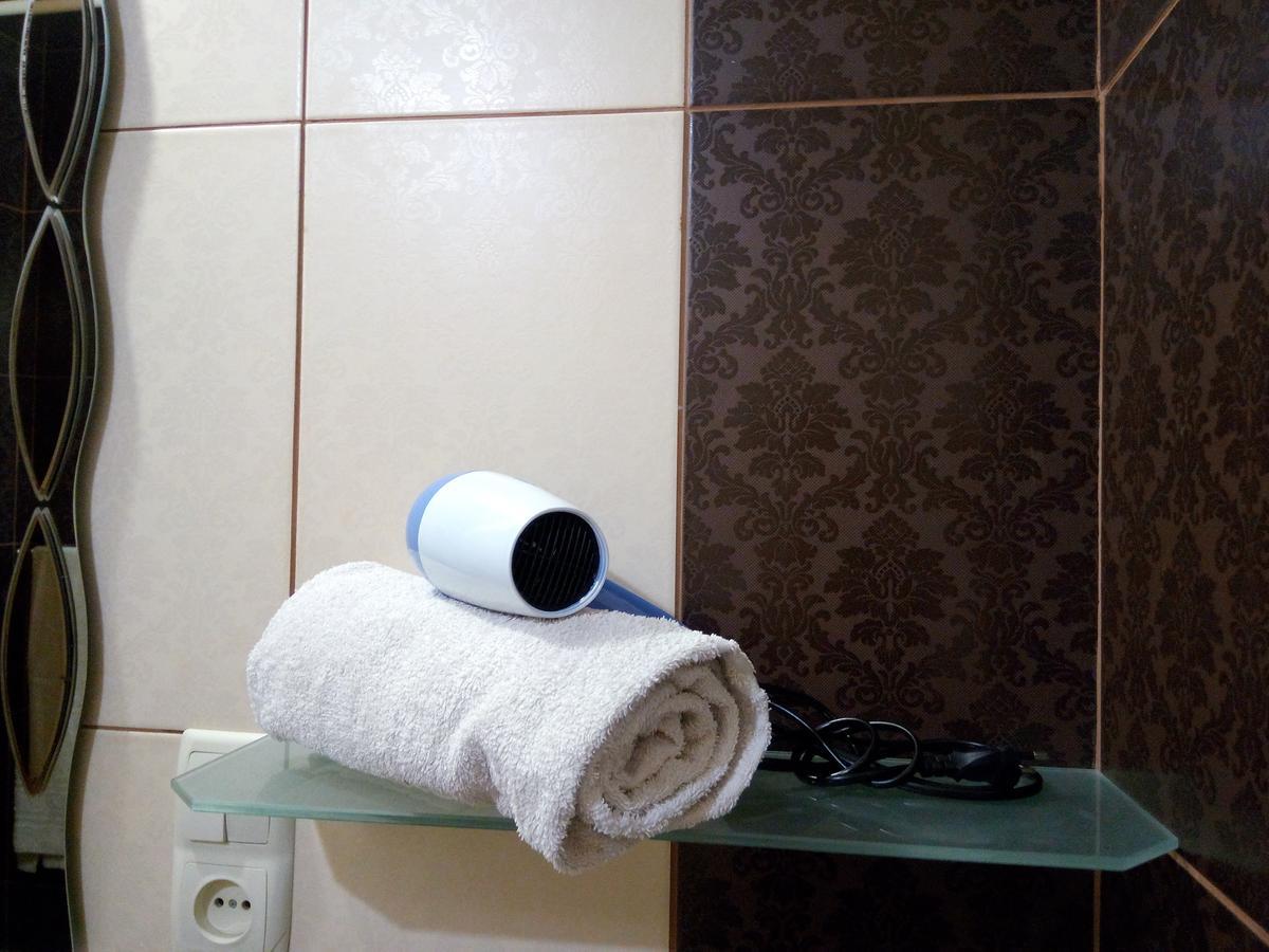 Apartament Flat On Sheptytskykh Lwów Zewnętrze zdjęcie