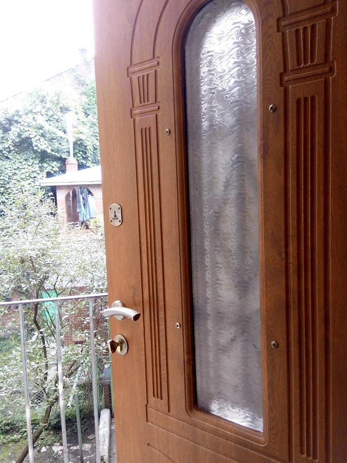 Apartament Flat On Sheptytskykh Lwów Zewnętrze zdjęcie